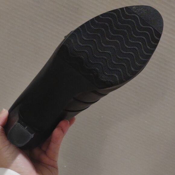 👍 Umberto raffini Size 38 Leather Mary Jane's Heels. A10 - Picture 5 of 5